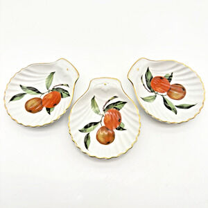 Royal Worcester Evesham Gold Scalloped Shell Dish Set of 3 England Size 3